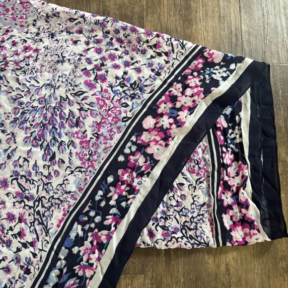 Talbots Scarf with Floral Design - Picture 3 of 7